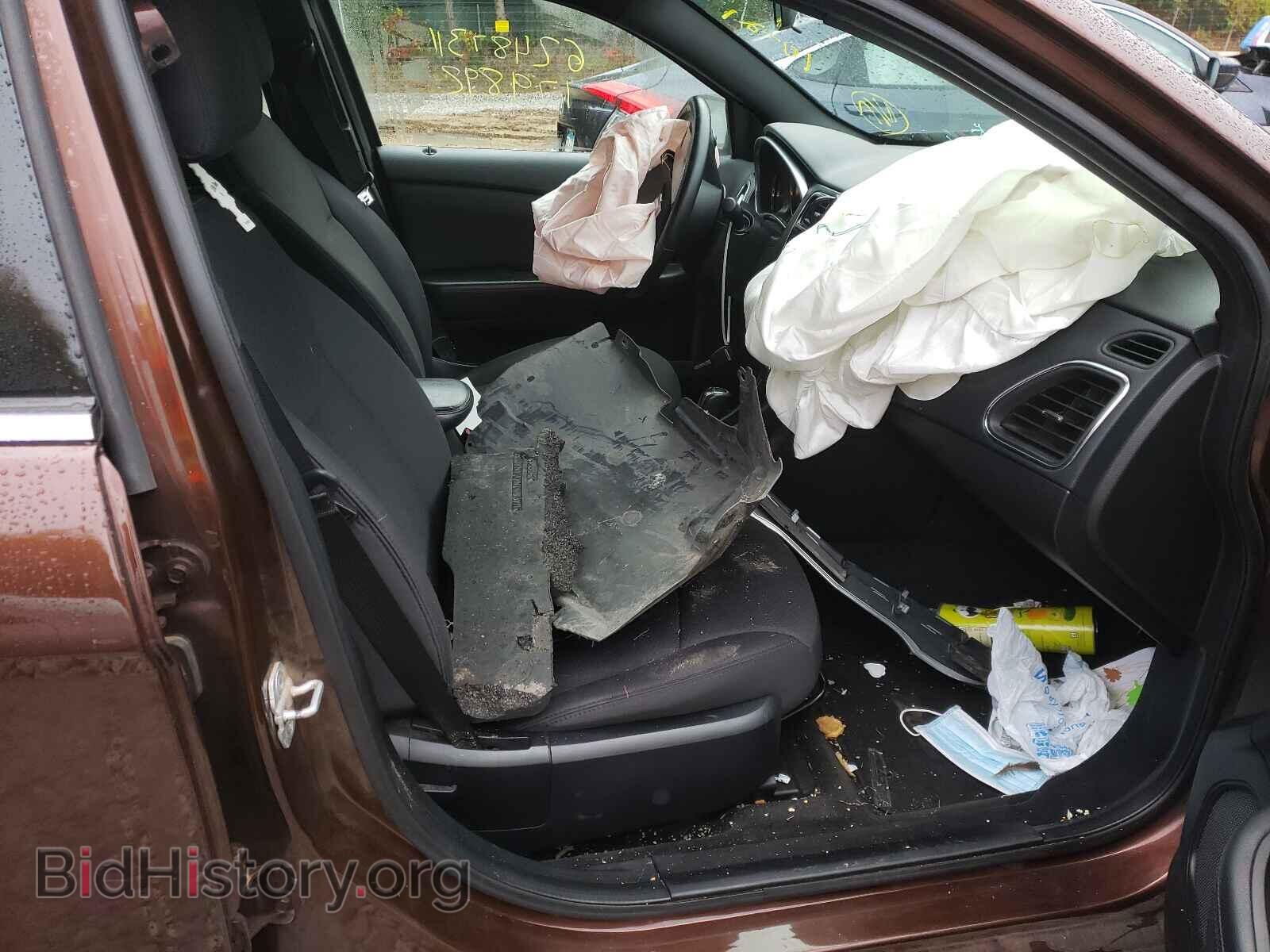 2012 CHRYSLER 200 - VIN: 1C3CCBBB2CN278649 - Фото 5