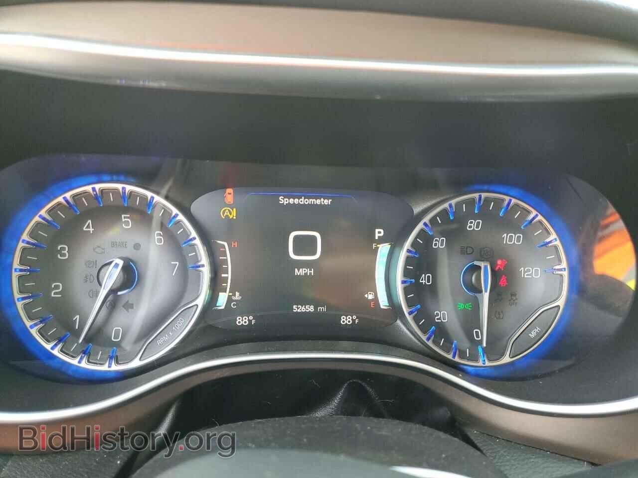 2018 CHRYSLER PACIFICA - VIN: 2C4RC1EG1JR122478 - Фото 9