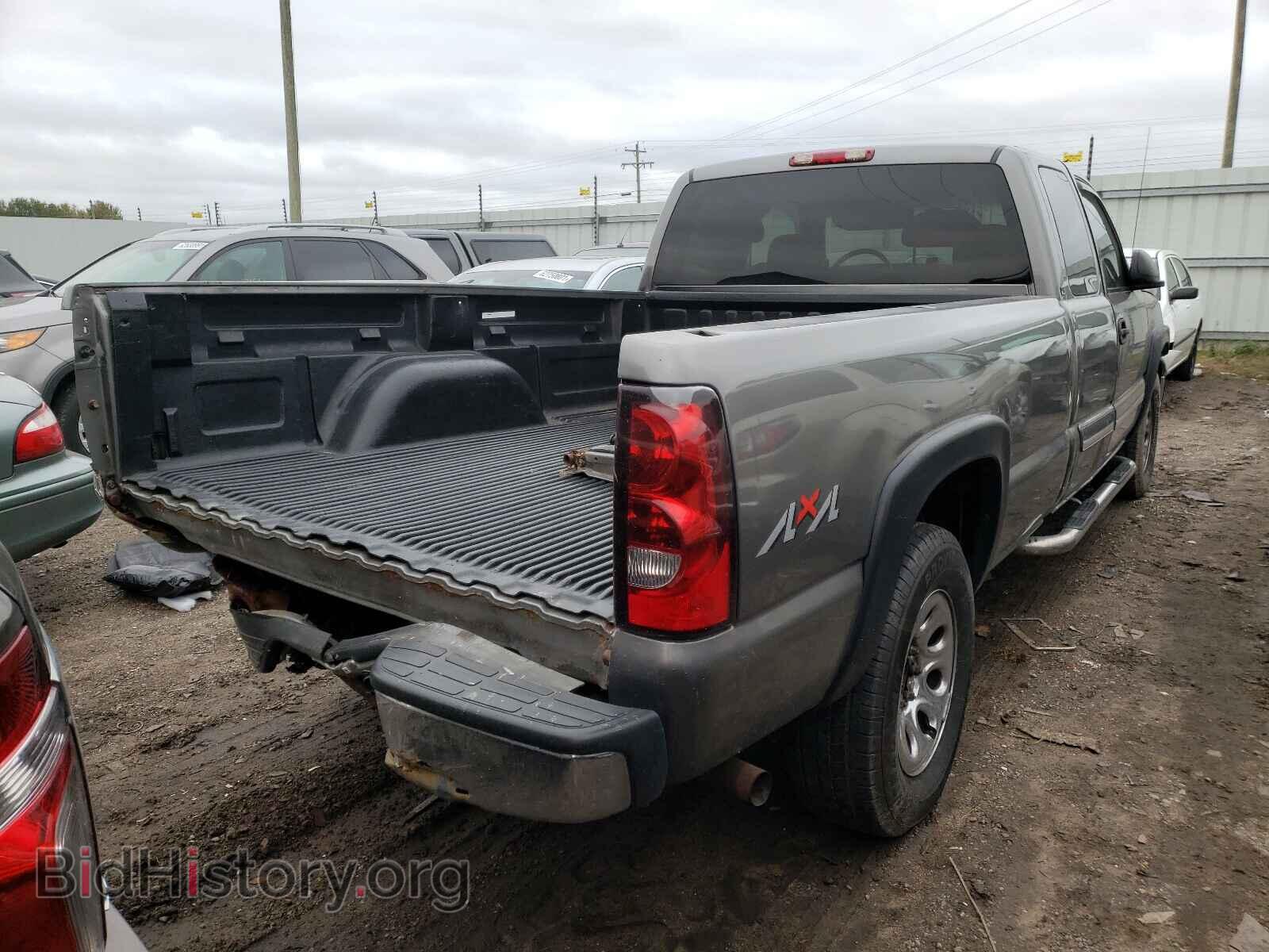 2006 CHEVROLET SILVERADO - VIN: 1GCEK19TX6E199413 - Фото 4