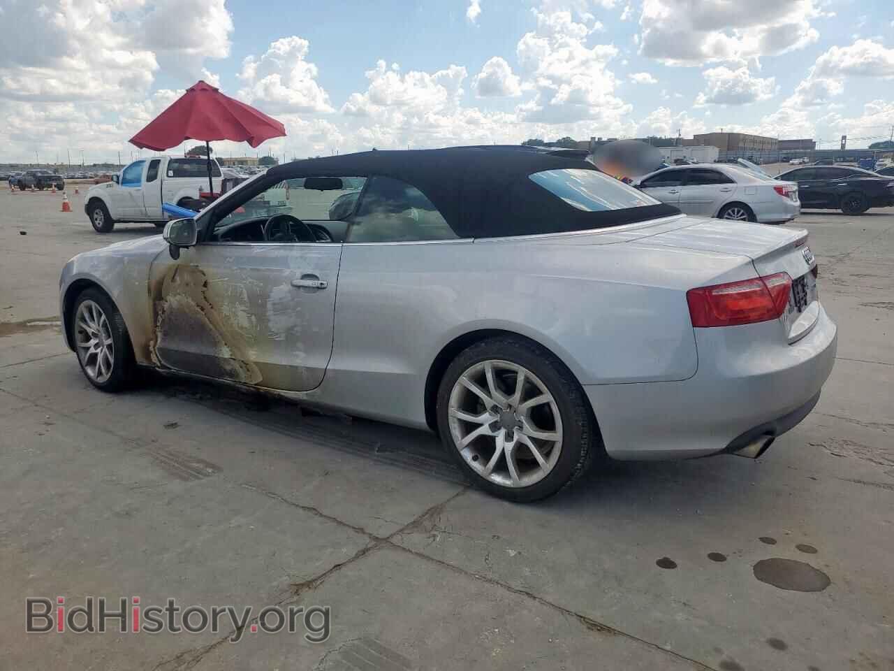 2011 AUDI A5 - VIN: WAUAFAFH8BN014012 - Фото 2
