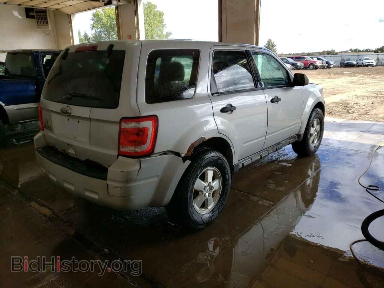 2011 FORD ESCAPE - VIN: 1FMCU9C78BKB27869 - Фото 4