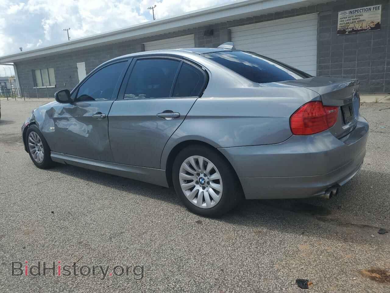 2009 BMW 3 SERIES - VIN: WBAPH77549NM45128 - Фото 2