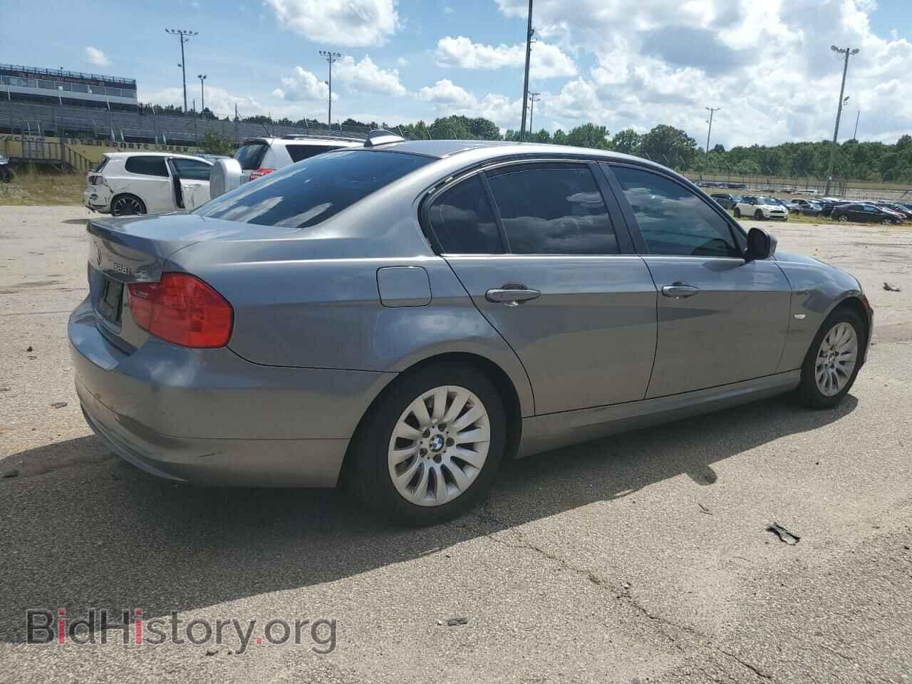2009 BMW 3 SERIES - VIN: WBAPH77549NM45128 - Фото 3