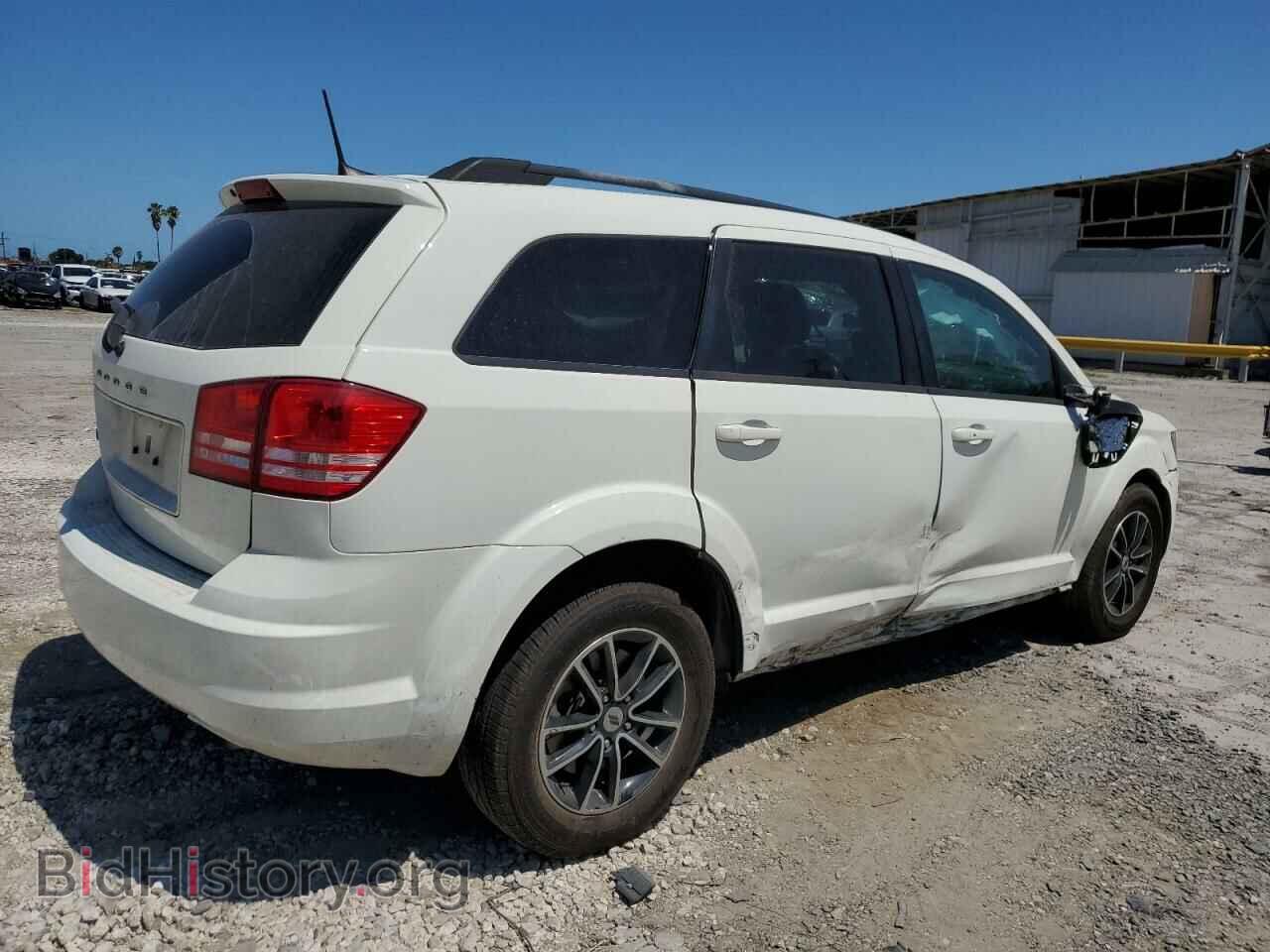 2018 DODGE JOURNEY - VIN: 3C4PDCAB9JT514034 - Фото 3