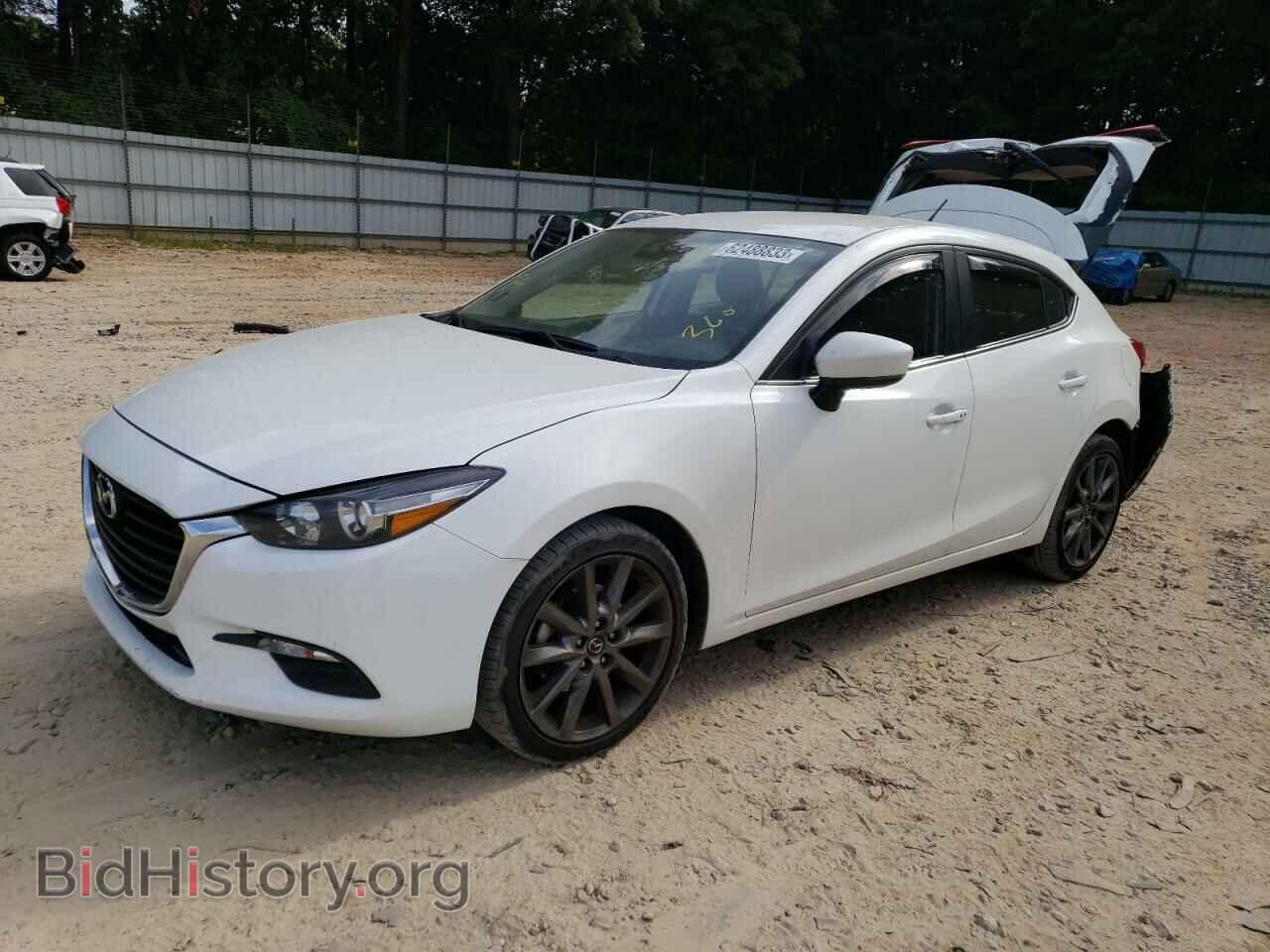 Photo 3MZBN1L33JM168152 - MAZDA 3 2018