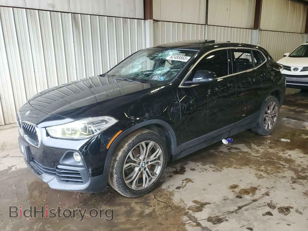 Фотография WBXYJ5C36JEF74096 - BMW X2 2018
