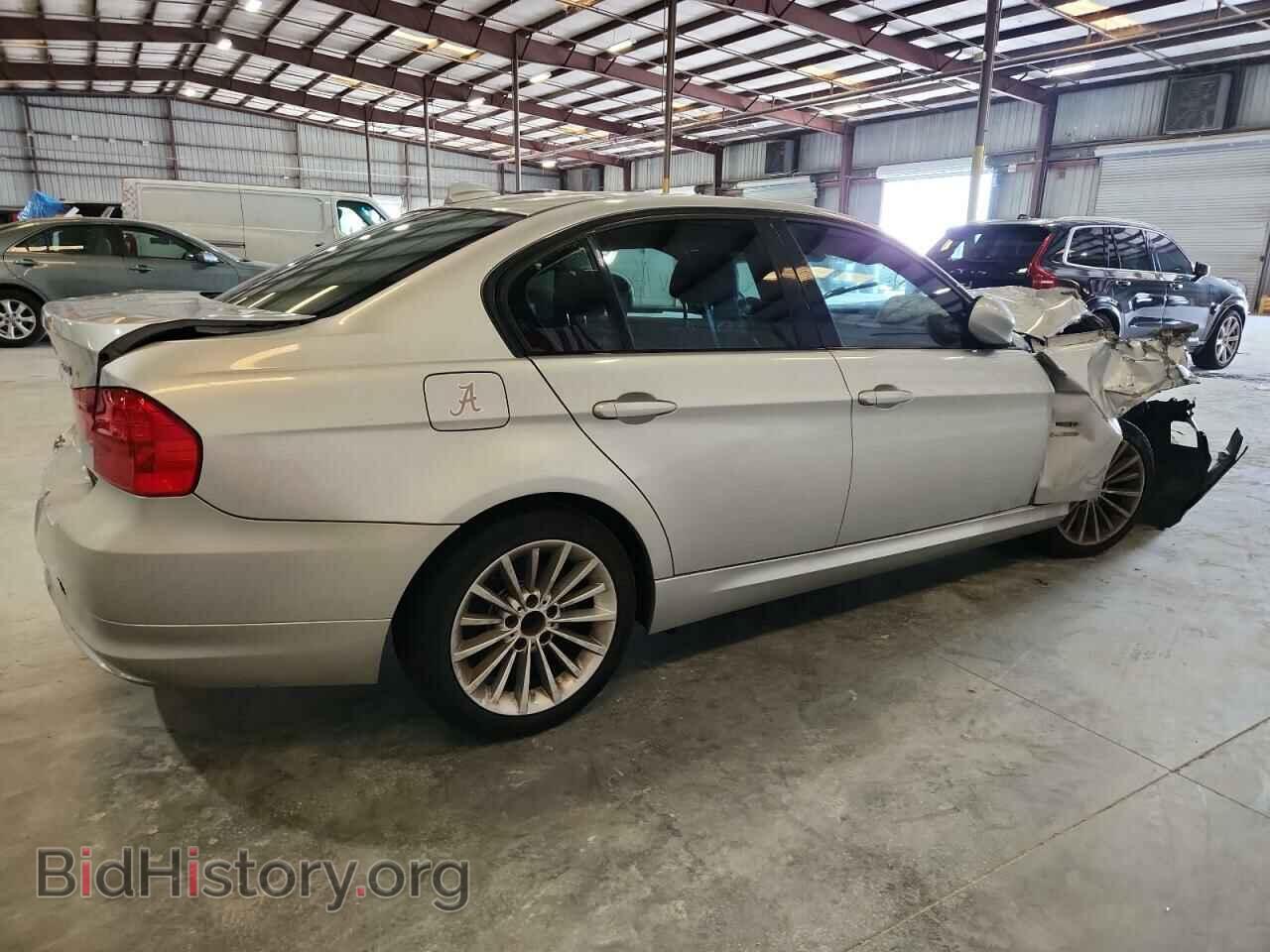 2011 BMW 3 SERIES - VIN: WBAPK7C58BF082890 - Фото 3