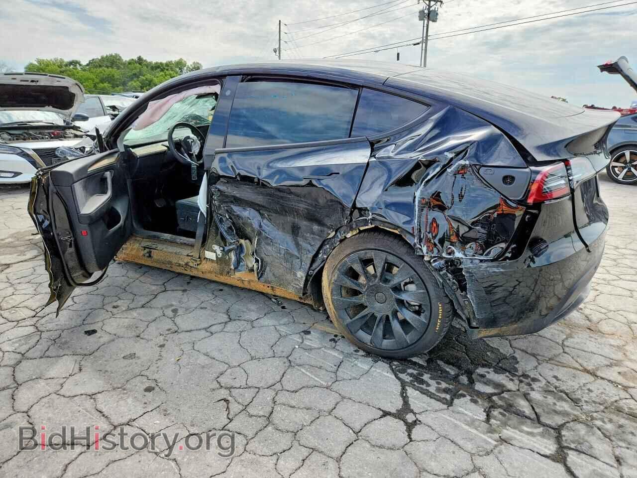 2023 TESLA MODEL Y - VIN: 7SAYGDEE5PA044212 - Photo 2