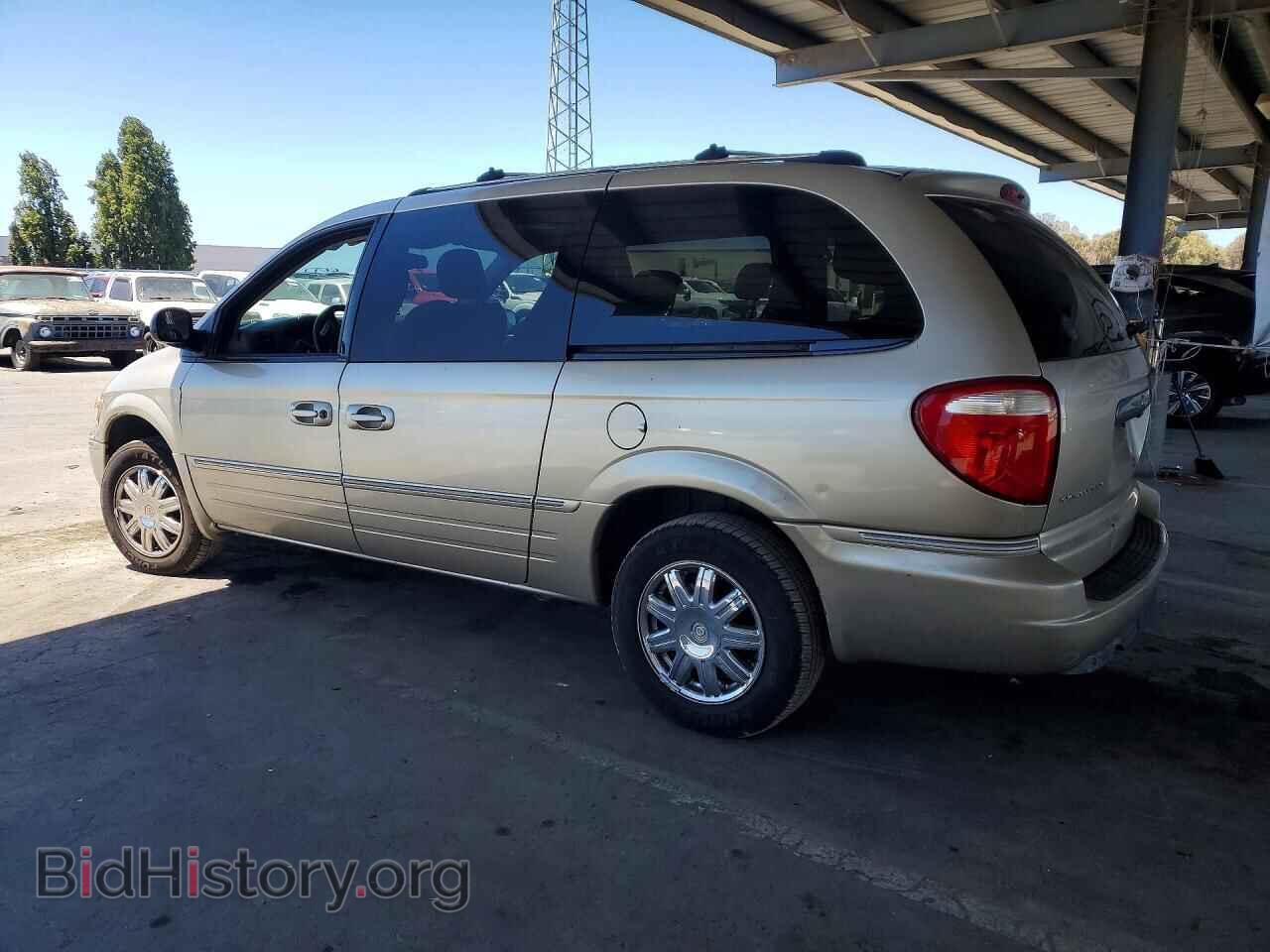 2005 CHRYSLER MINIVAN - VIN: 2C8GP64L55R269334 - Photo 2