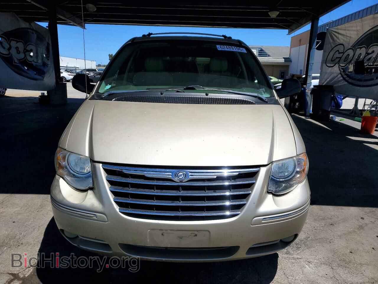 2005 CHRYSLER MINIVAN - VIN: 2C8GP64L55R269334 - Photo 5