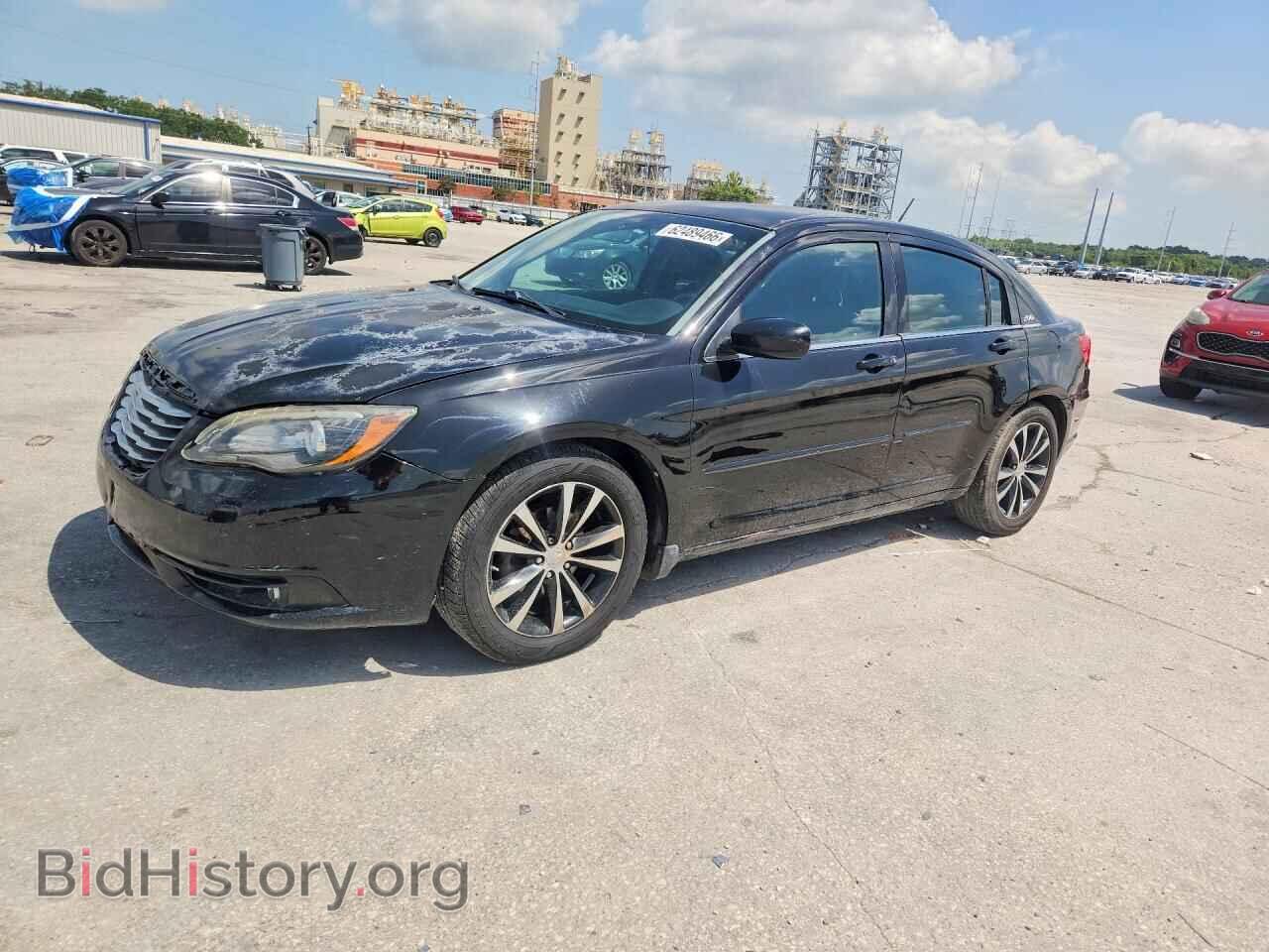 Photo 1C3CCBBG0DN706845 - CHRYSLER 200 2013