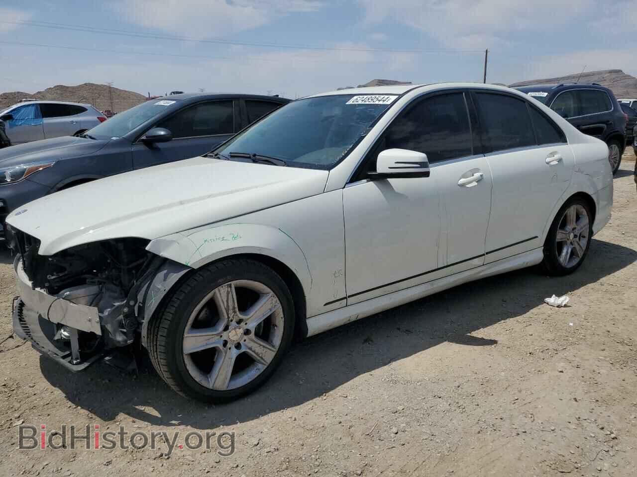Photo WDDGF5EB1BR175950 - MERCEDES-BENZ C-CLASS 2011