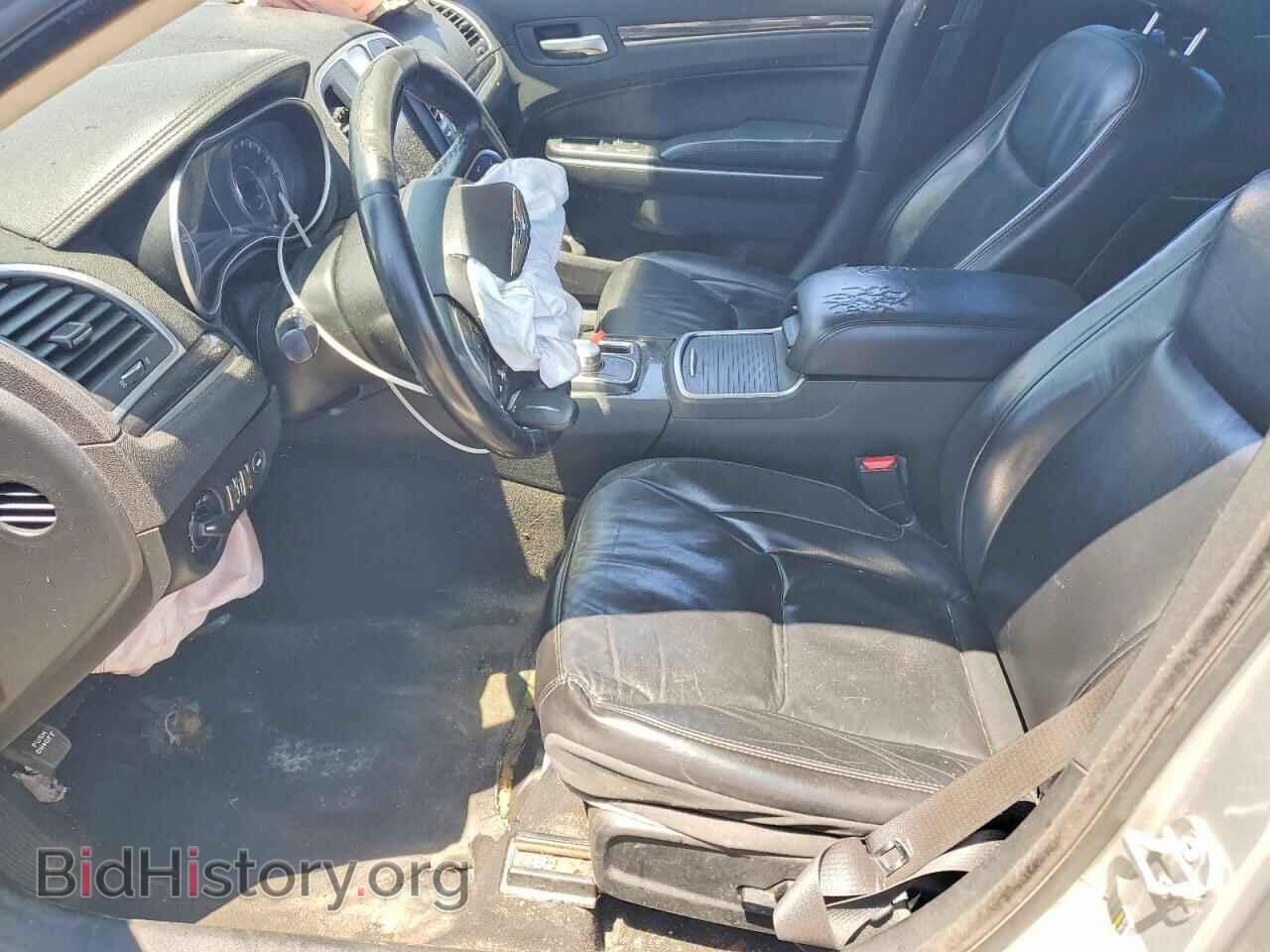 2019 CHRYSLER 300 - VIN: 2C3CCAAG6KH566365 - Фото 7