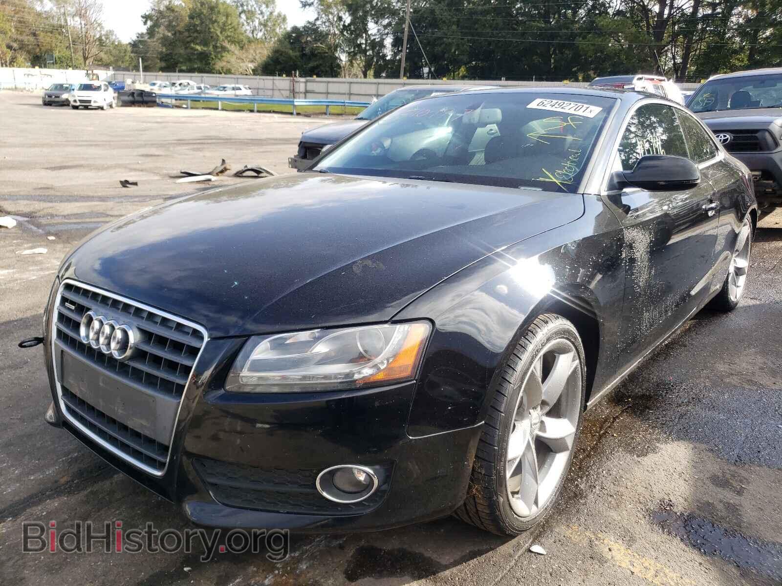 2011 AUDI A5 - VIN: WAULFAFR2BA028898 - Фото 2