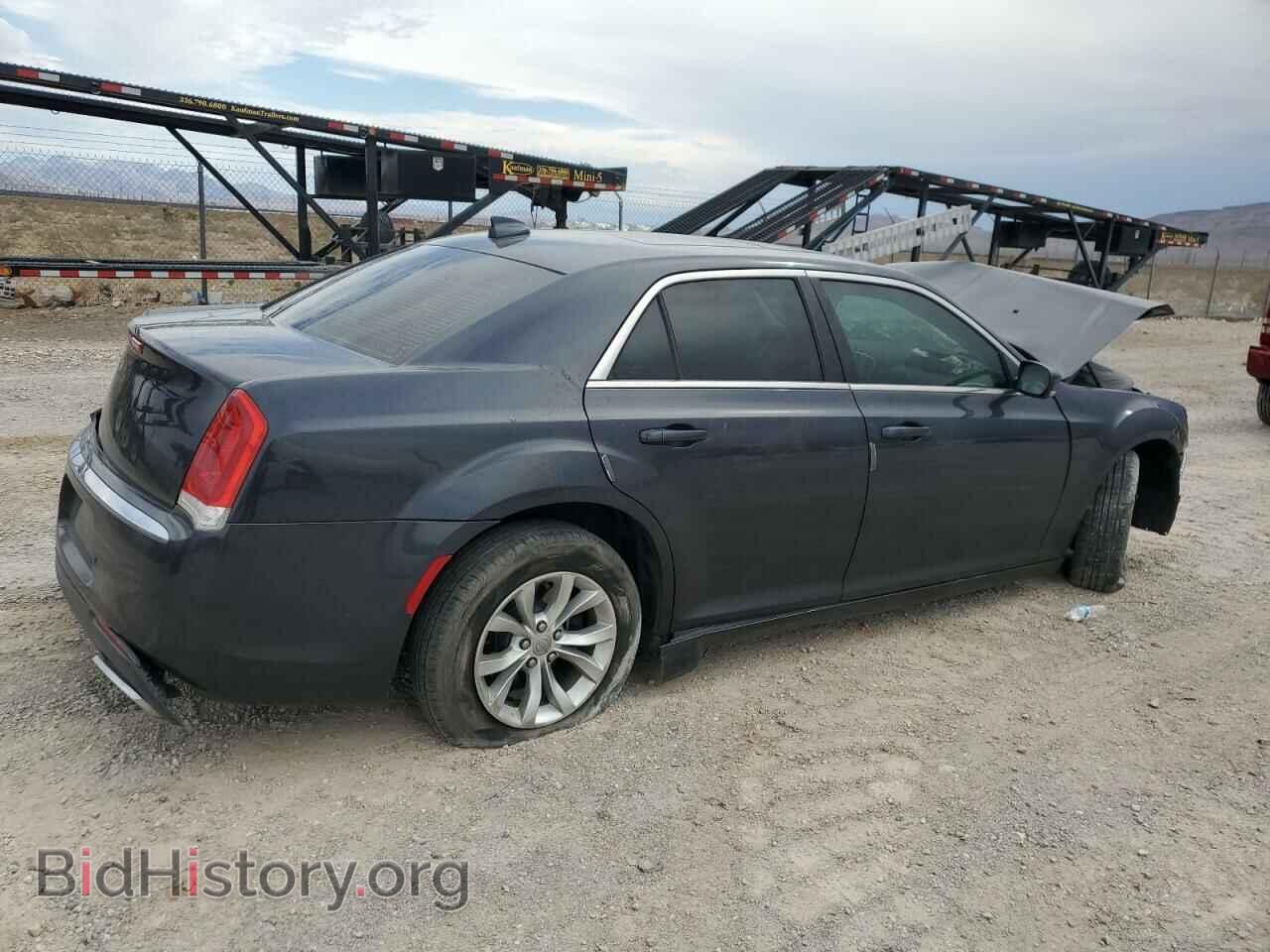 2015 CHRYSLER 300 - VIN: 2C3CCAAG2FH903944 - Фото 3