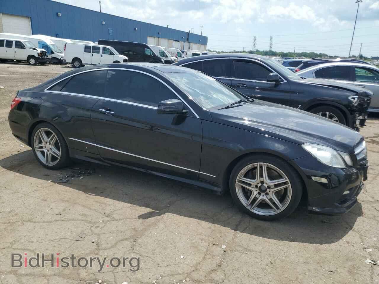 2011 MERCEDES-BENZ E-CLASS - VIN: WDDKJ7CB4BF072045 - Photo 4