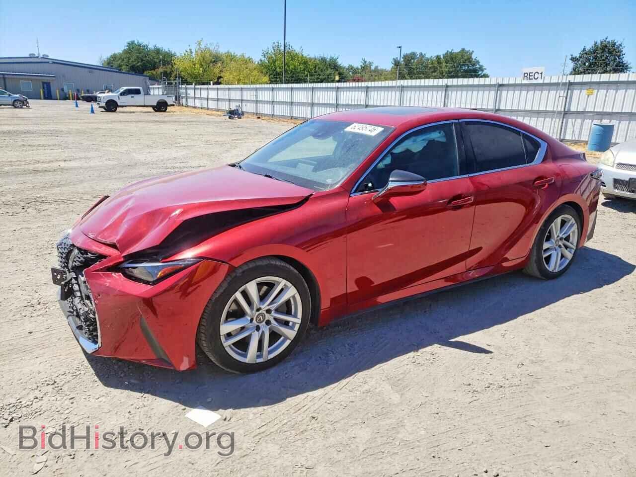 Фотография JTHCA1D20M5113921 - LEXUS IS 2021