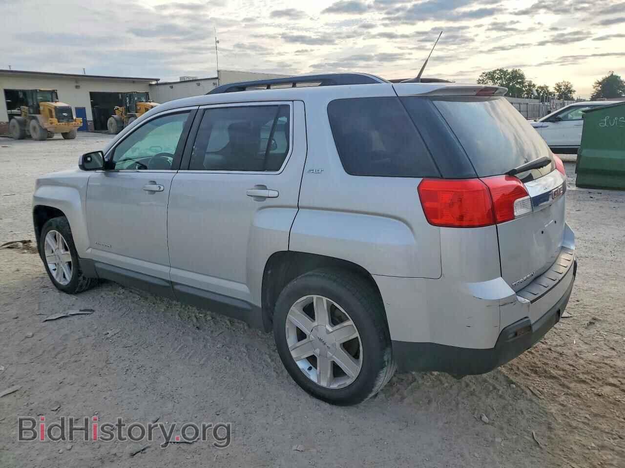 2011 GMC TERRAIN - VIN: 2CTALUEC8B6418360 - Фото 2