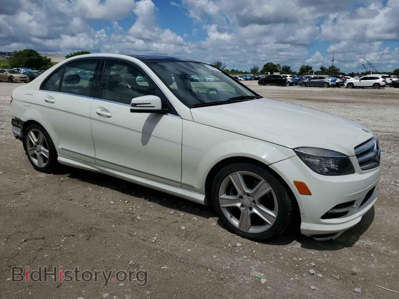 2011 MERCEDES-BENZ C-CLASS - VIN: WDDGF5EB8BA522981 - Фото 4
