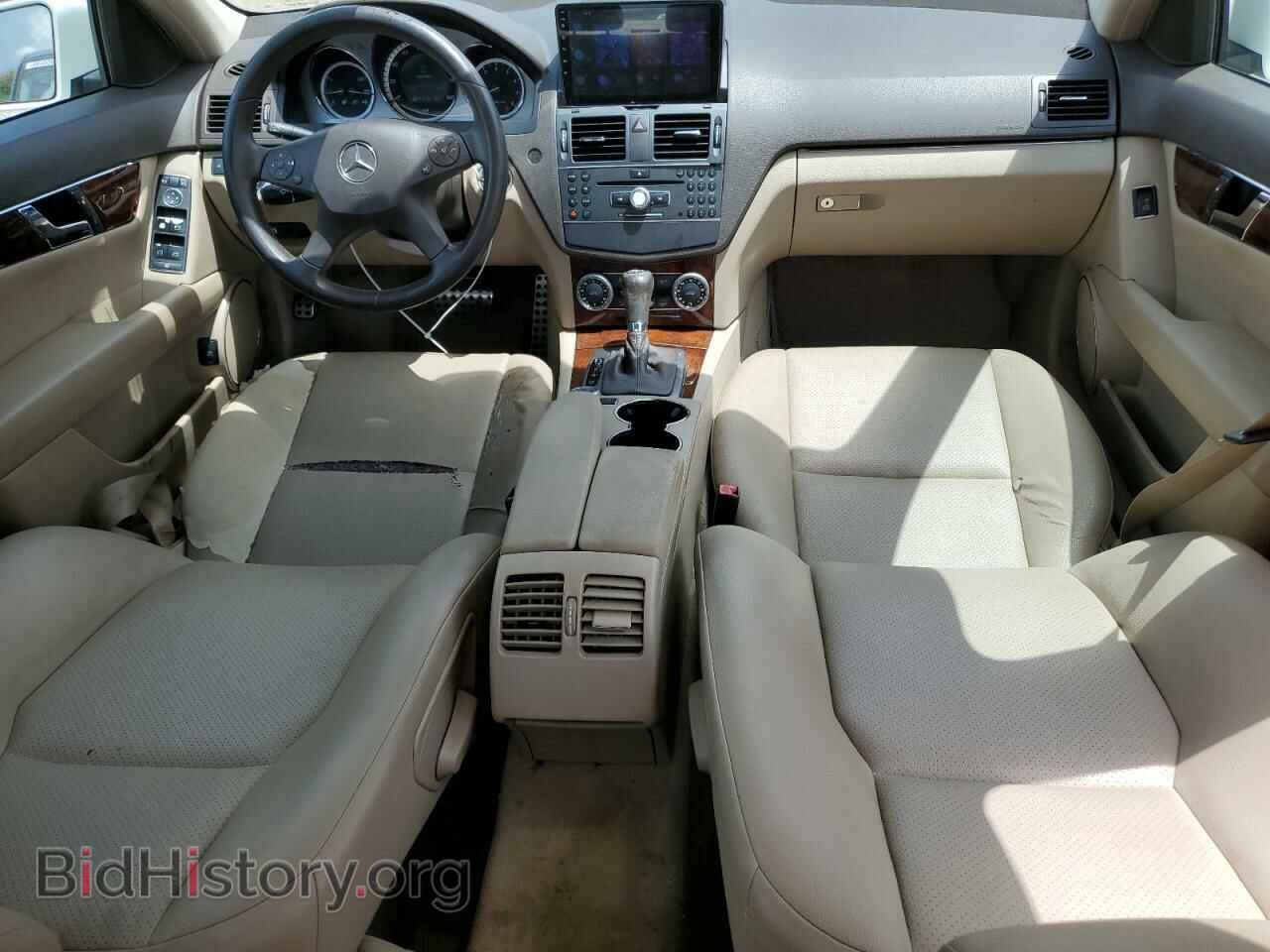 2011 MERCEDES-BENZ C-CLASS - VIN: WDDGF5EB8BA522981 - Фото 8