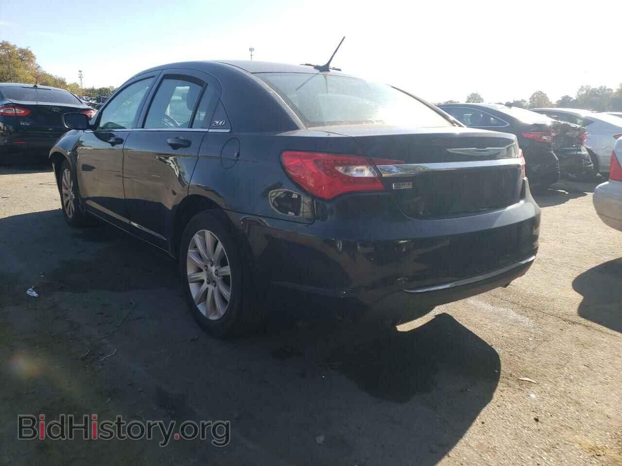 2013 CHRYSLER 200 - VIN: 1C3CCBBG0DN559748 - Фото 3