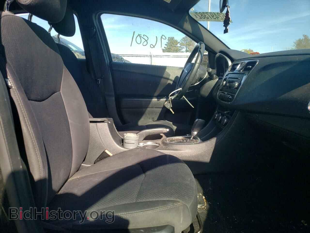 2013 CHRYSLER 200 - VIN: 1C3CCBBG0DN559748 - Фото 5