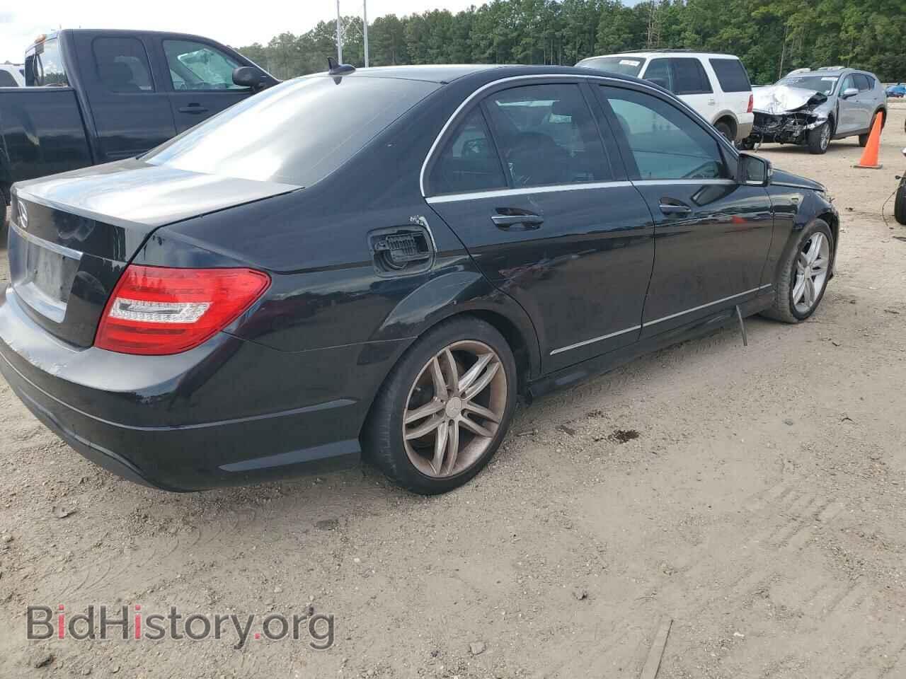 2013 MERCEDES-BENZ C-CLASS - VIN: WDDGF4HB5DR290608 - Фото 3