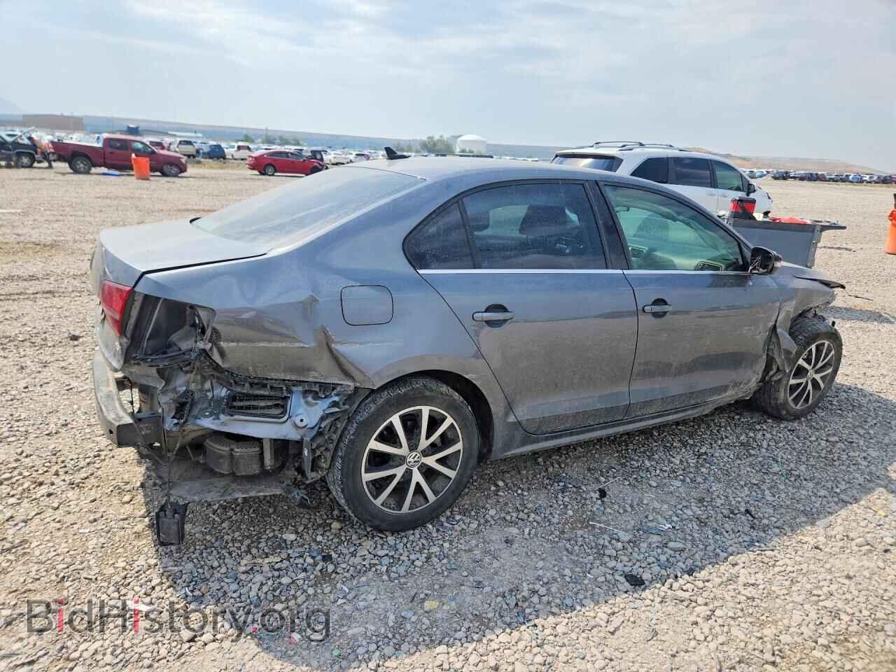 2017 VOLKSWAGEN JETTA - VIN: 3VWDB7AJ3HM392263 - Photo 3