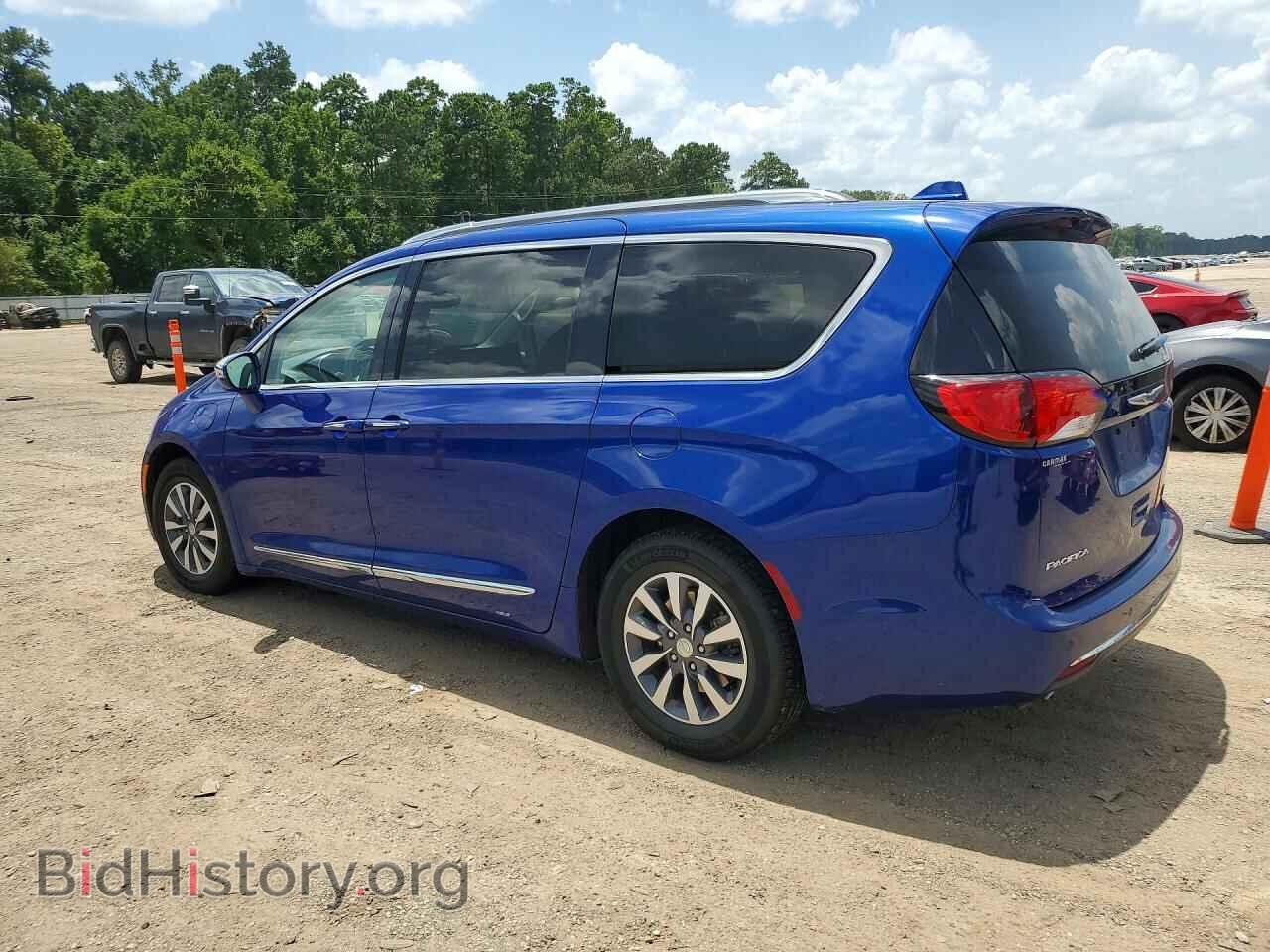 2020 CHRYSLER PACIFICA - VIN: 2C4RC1N78LR211242 - Photo 2