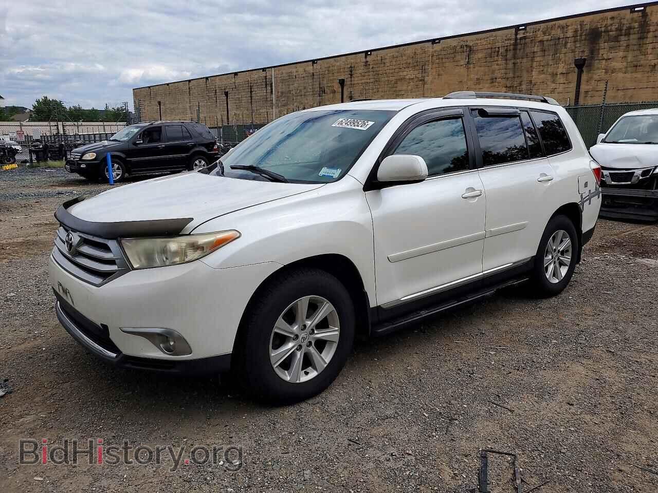 Фотография 5TDBK3EH2BS043158 - TOYOTA HIGHLANDER 2011
