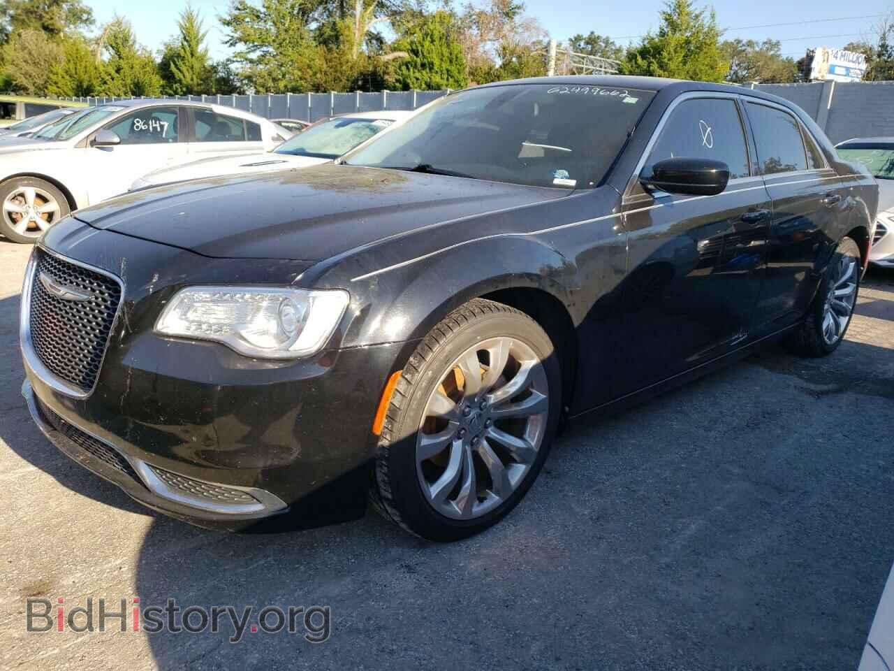 2017 CHRYSLER 300 - VIN: 2C3CCAAG4HH657613 - Фото 2