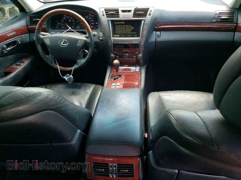 2007 Lexus LS460 (VIN JTHGL46F775002588) — photo 8 of 12
