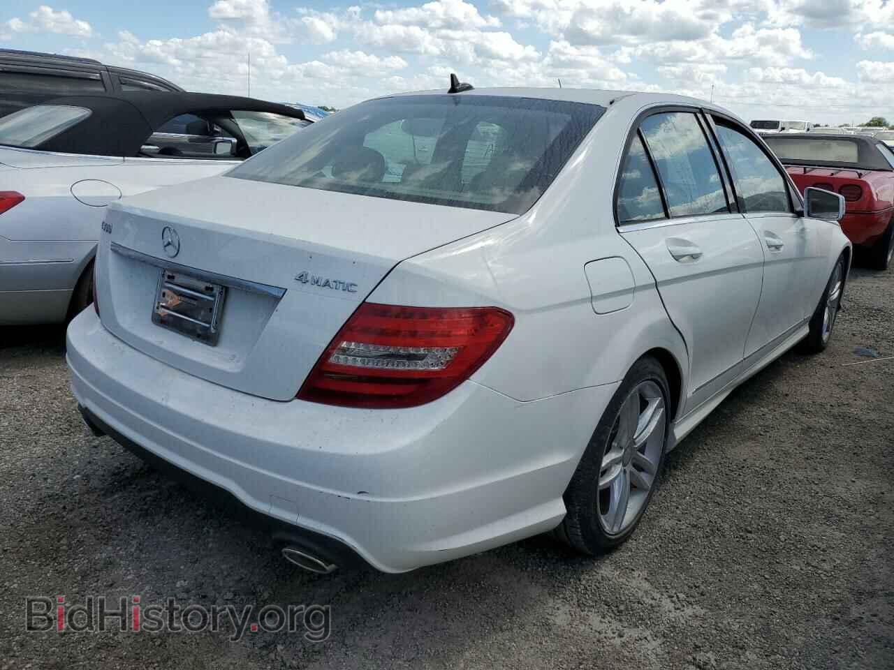 2013 MERCEDES-BENZ C-CLASS - VIN: WDDGF8ABXDA838893 - Фото 4
