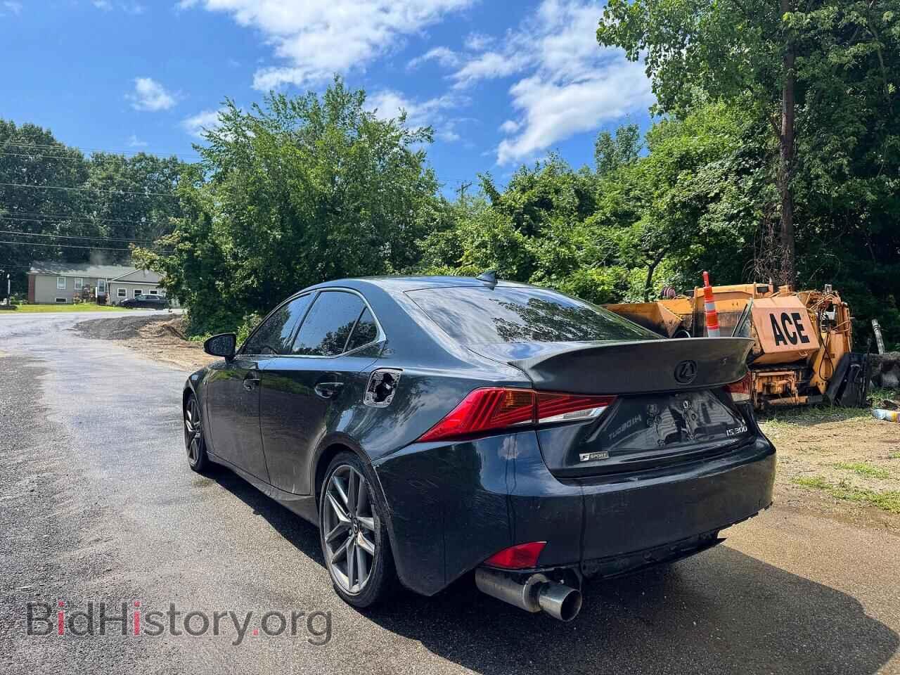 2018 LEXUS IS - VIN: JTHBA1D20J5070091 - Фото 3