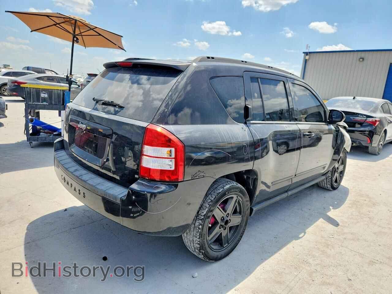 2010 JEEP COMPASS - VIN: 1J4NT4FB6AD549493 - Фото 3