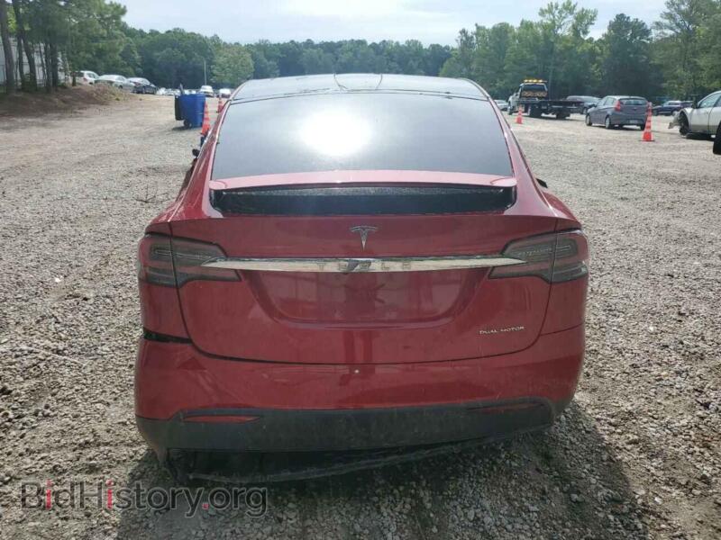 2020 Tesla MODEL X (VIN 5YJXCAE28LF299927) — photo 6 of 11