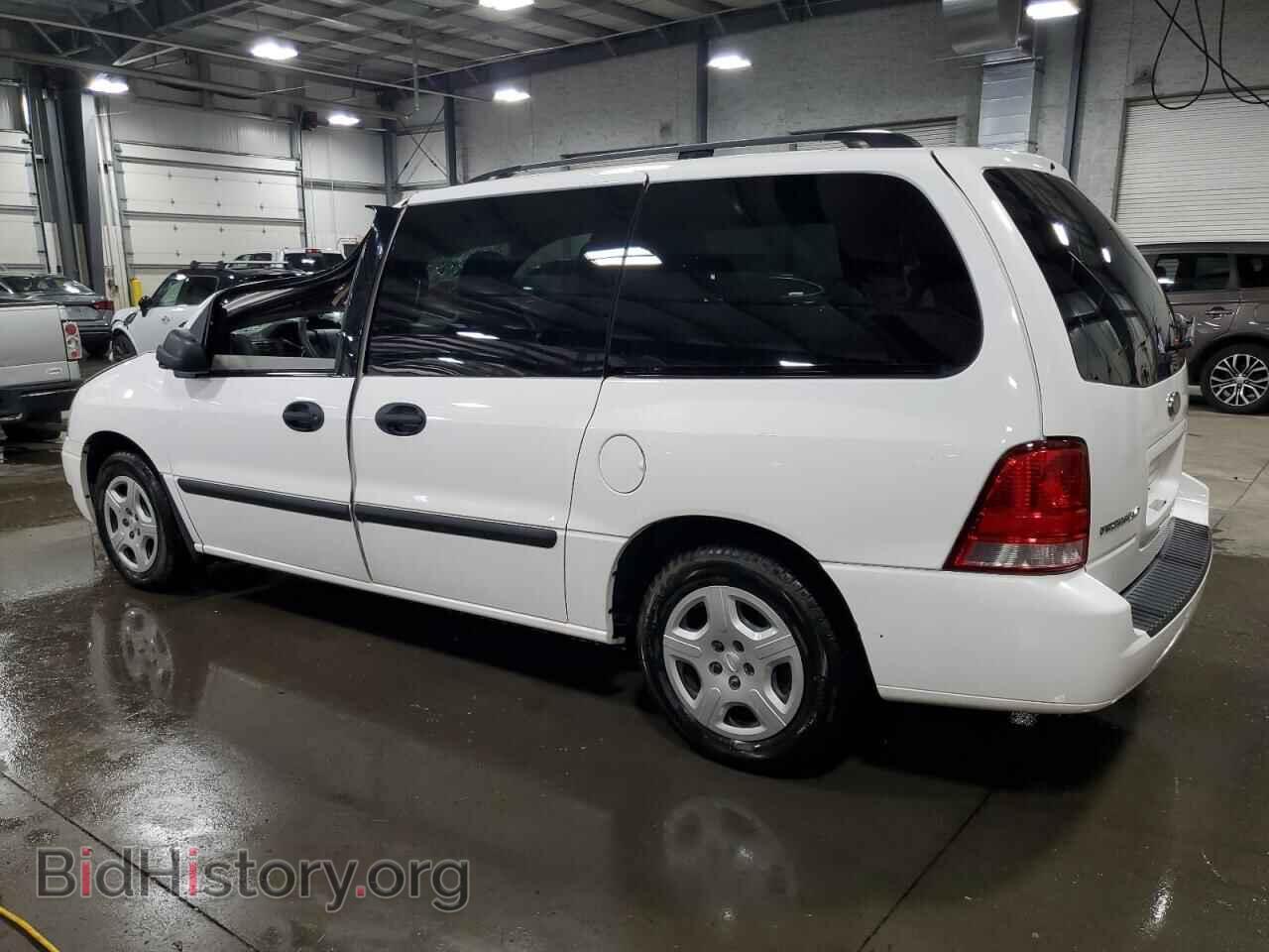 2005 FORD FREESTAR - VIN: 2FMZA51665BA71516 - Фото 2
