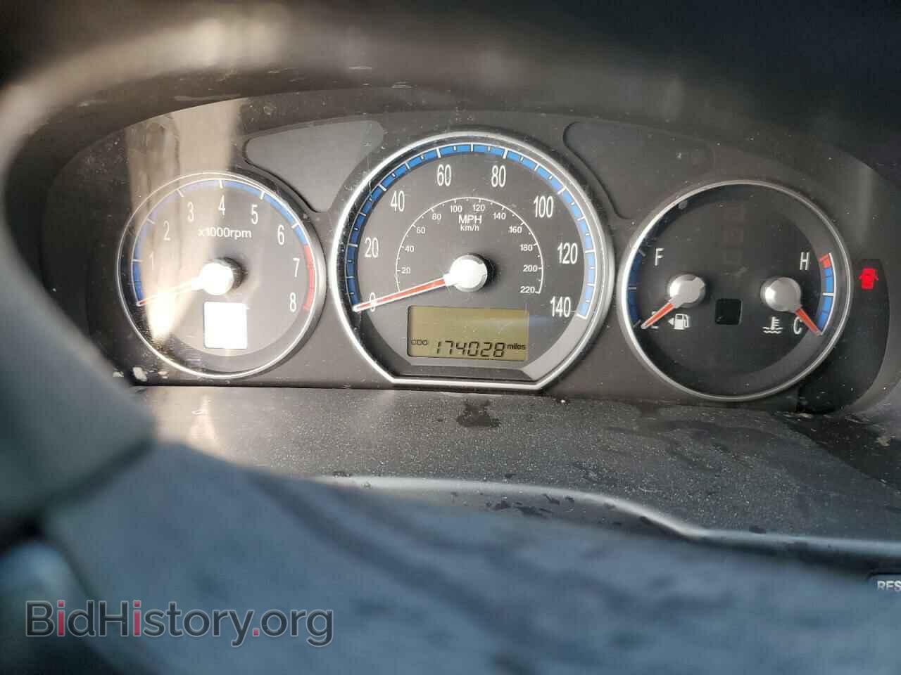 2008 HYUNDAI SANTA FE - VIN: 5NMSG73D48H210978 - Фото 9