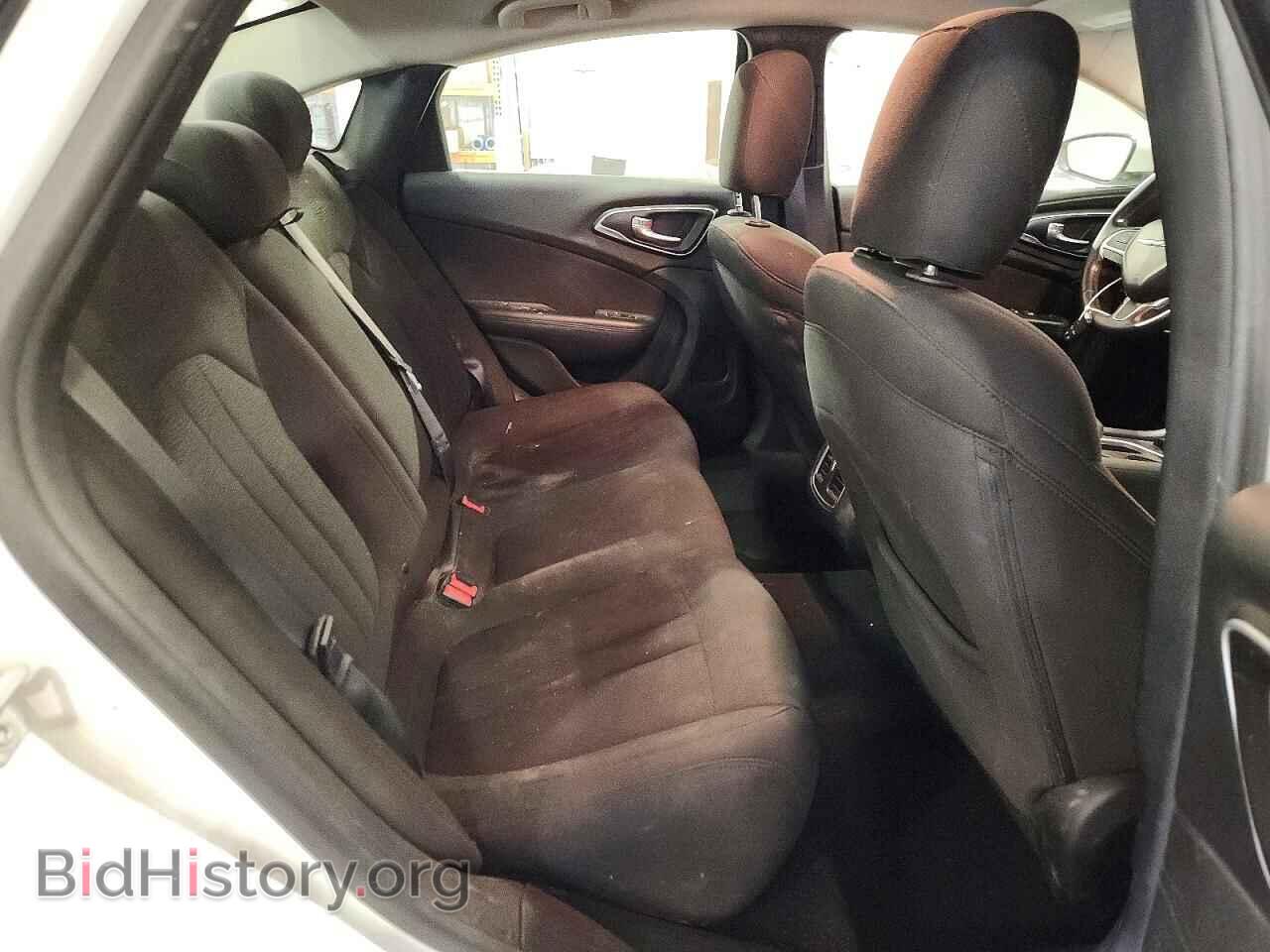 2015 CHRYSLER 200 - VIN: 1C3CCCAB5FN689460 - Photo 10