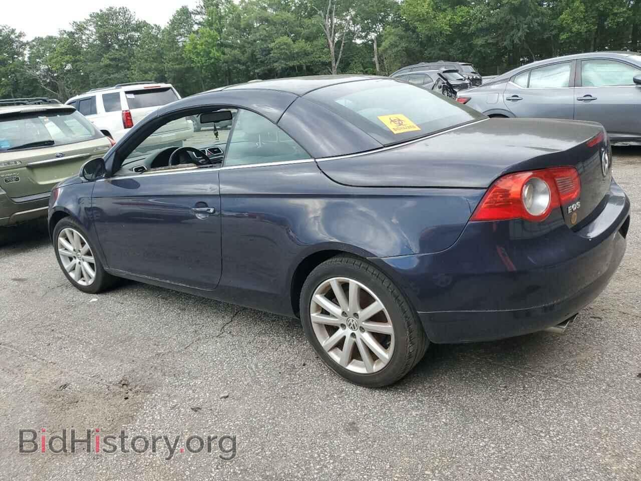 2007 VOLKSWAGEN EOS - VIN: WVWFA71F17V034397 - Фото 2