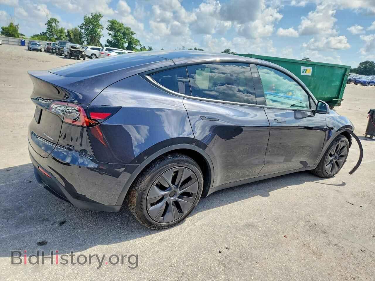 2024 TESLA MODEL Y - VIN: 7SAYGAEE3RF186143 - Photo 3