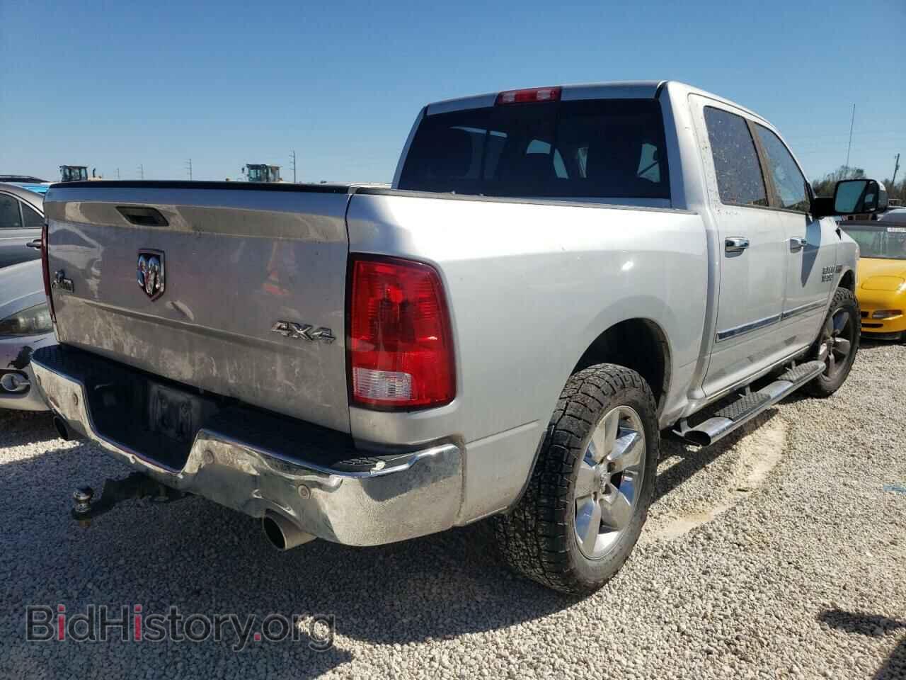 2017 RAM 1500 - VIN: 3C6RR7LTXHG709335 - Фото 4
