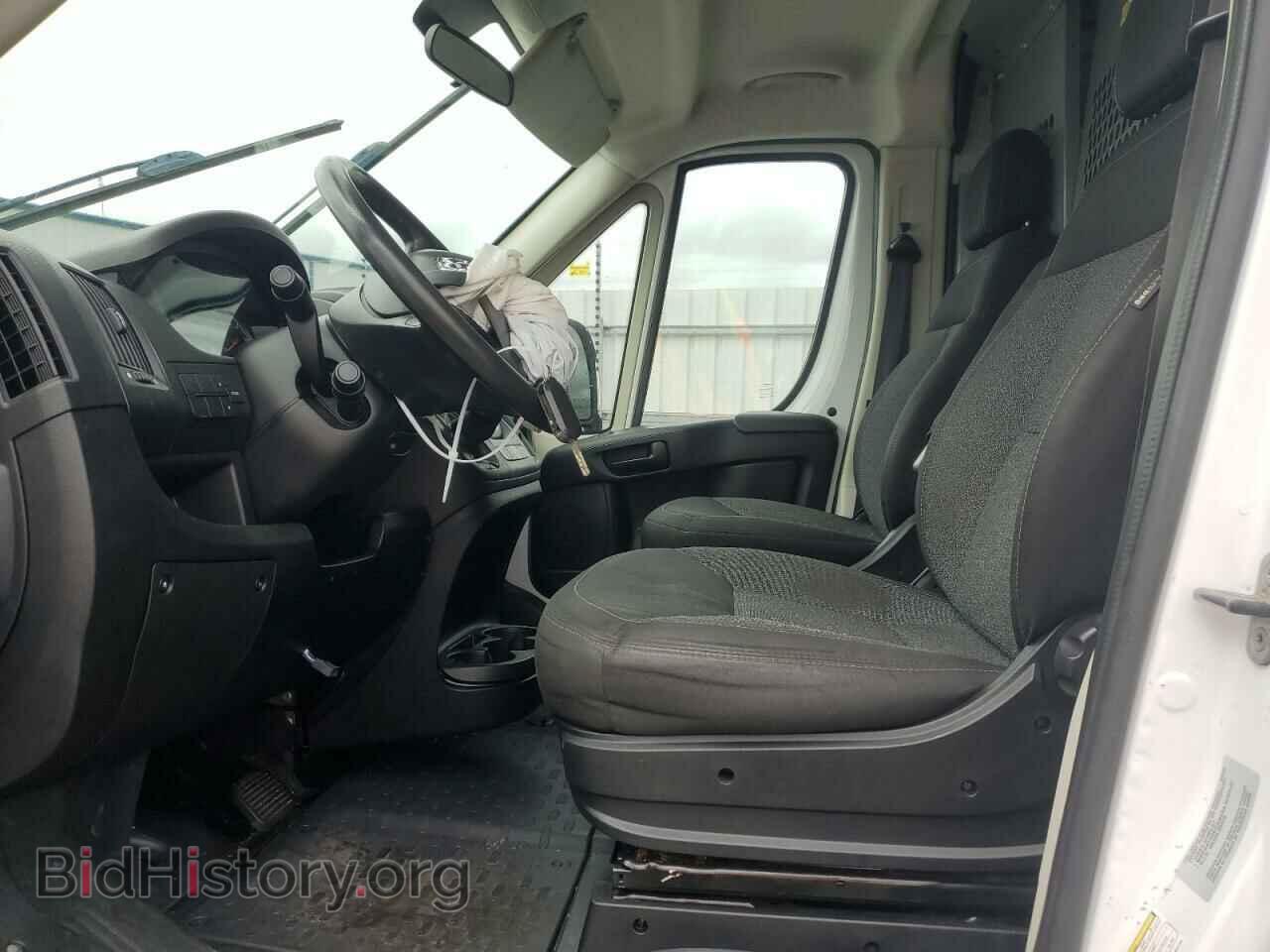 2015 RAM All Models - VIN: 3C6TRVCD1FE501114 - Фото 7