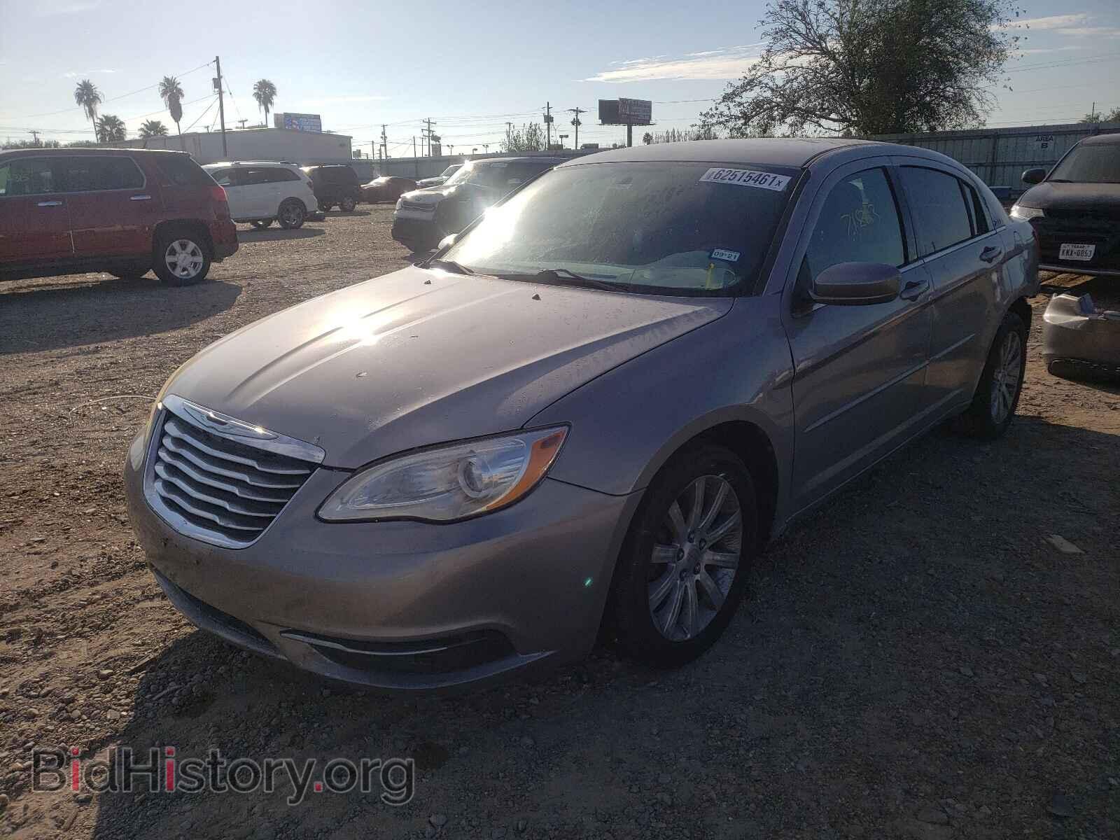 2013 CHRYSLER 200 - VIN: 1C3CCBBB6DN666422 - Фото 2