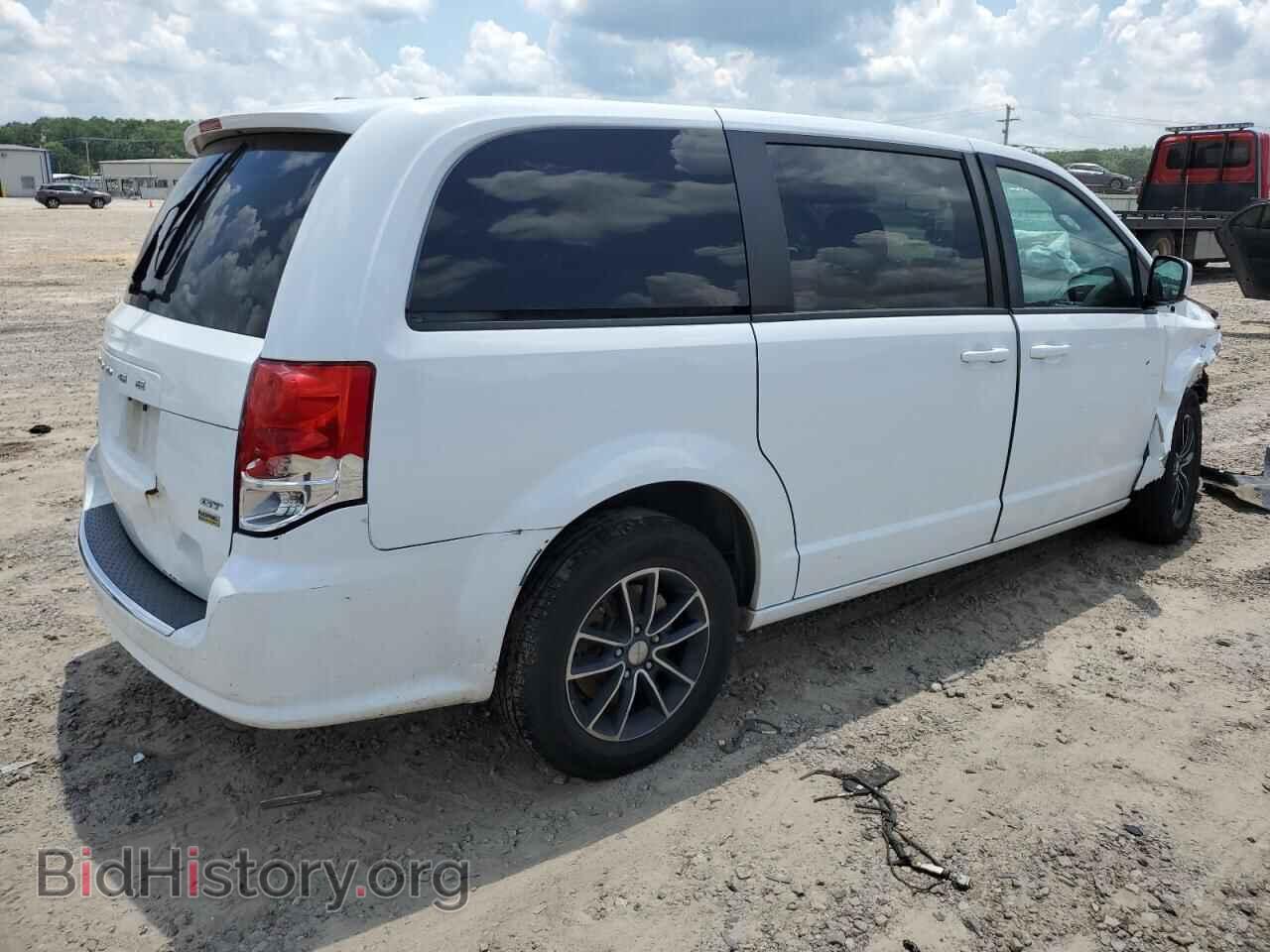 2018 DODGE CARAVAN - VIN: 2C4RDGEG1JR165749 - Фото 3