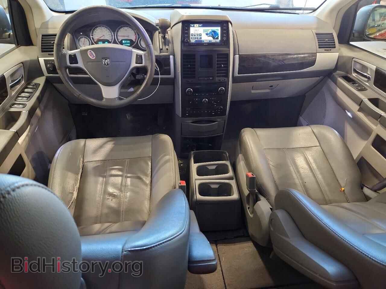 2010 DODGE CARAVAN - VIN: 2D4RN5DX3AR124853 - Photo 8
