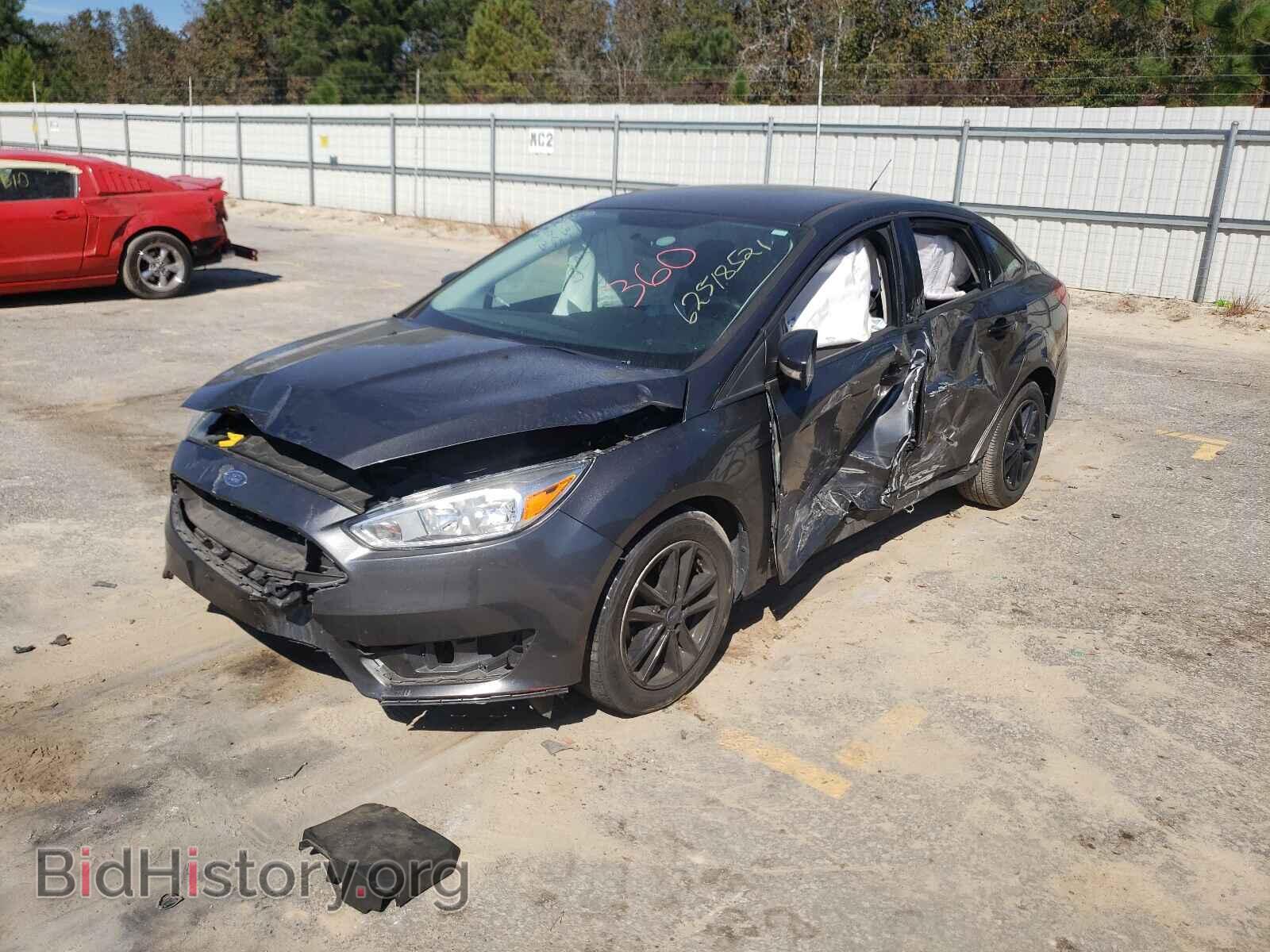 2017 FORD FOCUS - VIN: 1FADP3F2XHL248814 - Фото 2