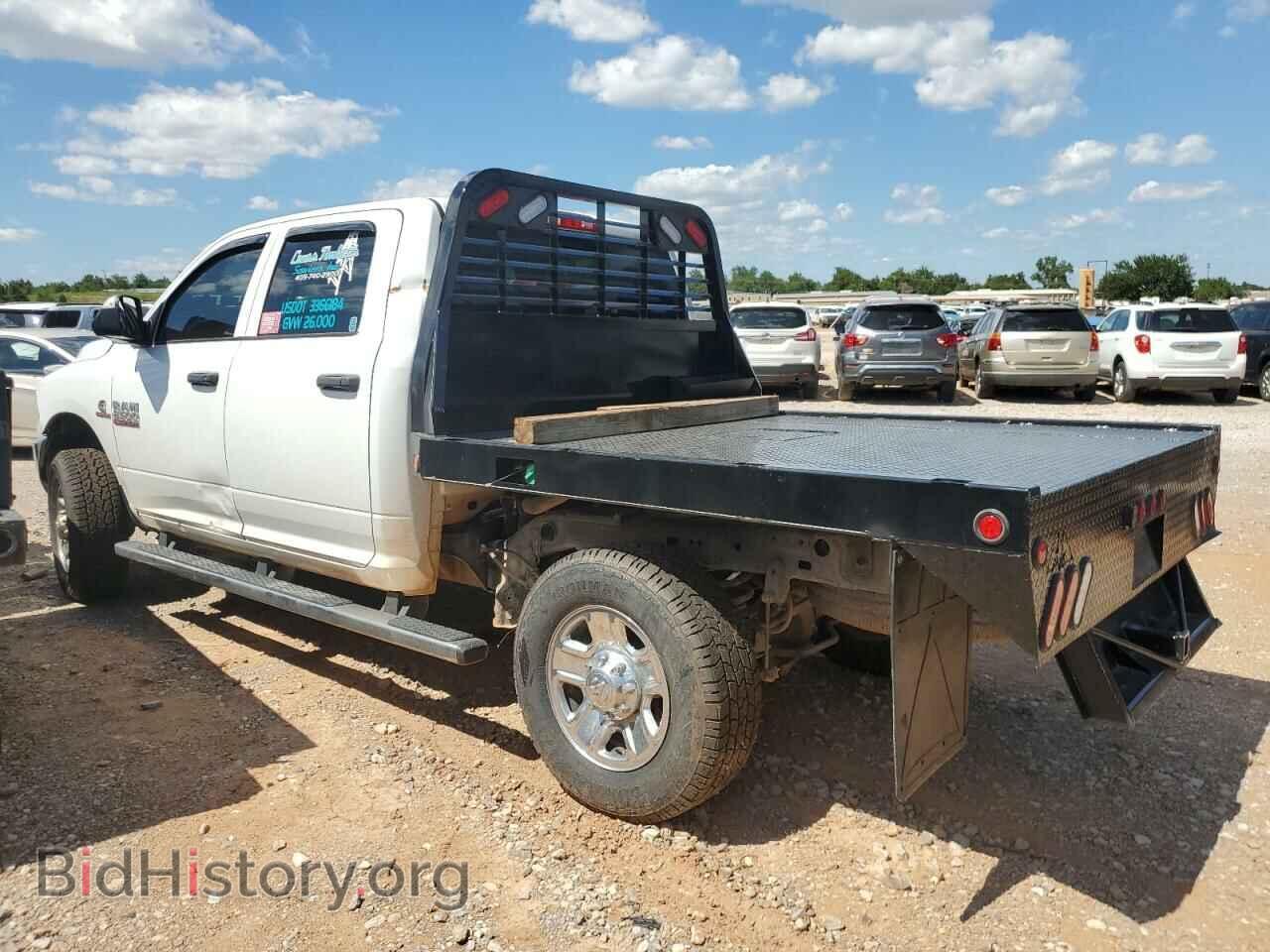 2017 RAM All Models - VIN: 3C6UR5CL8HG657346 - Photo 2