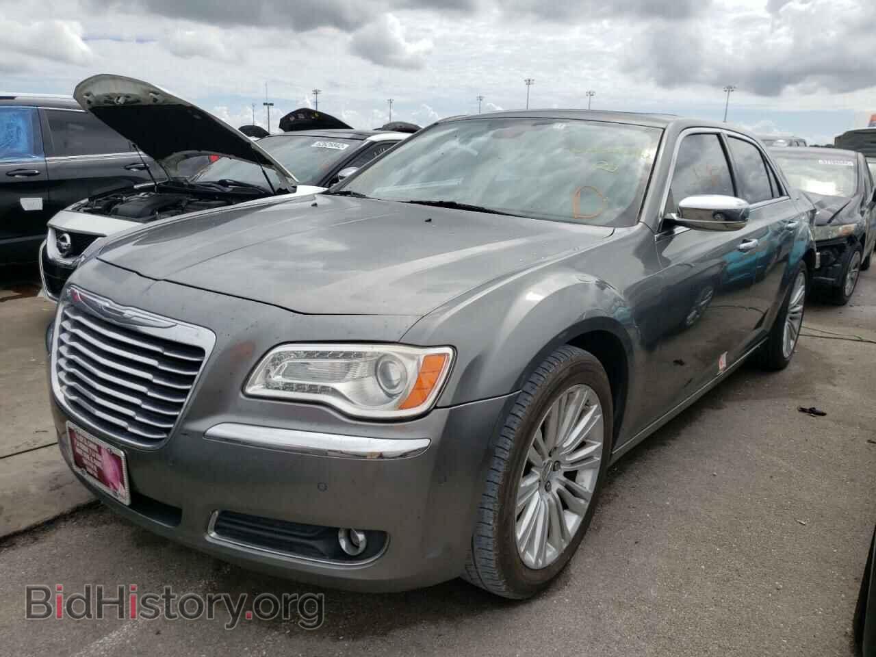 2011 CHRYSLER 300 - VIN: 2C3CA5CG4BH514467 - Фото 2