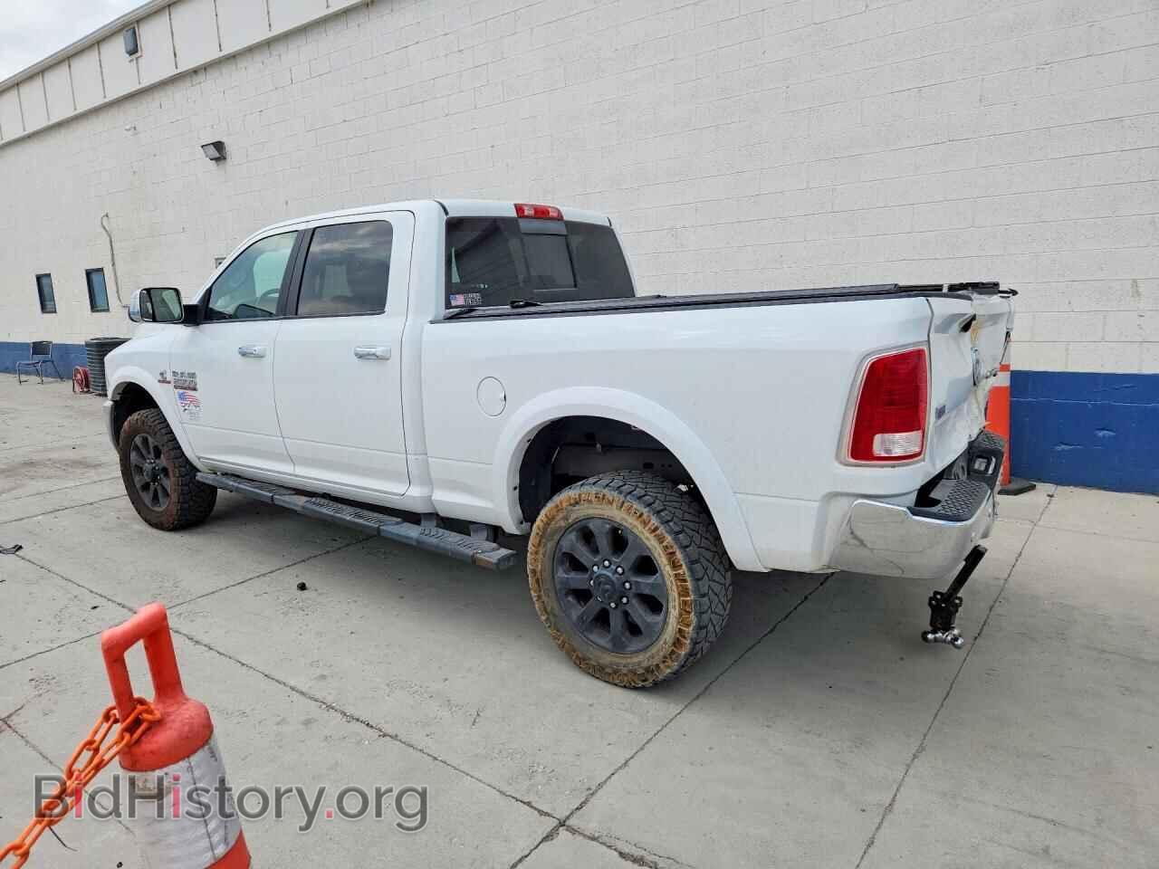 2017 RAM 2500 - VIN: 3C6UR5FL6HG702747 - Photo 2